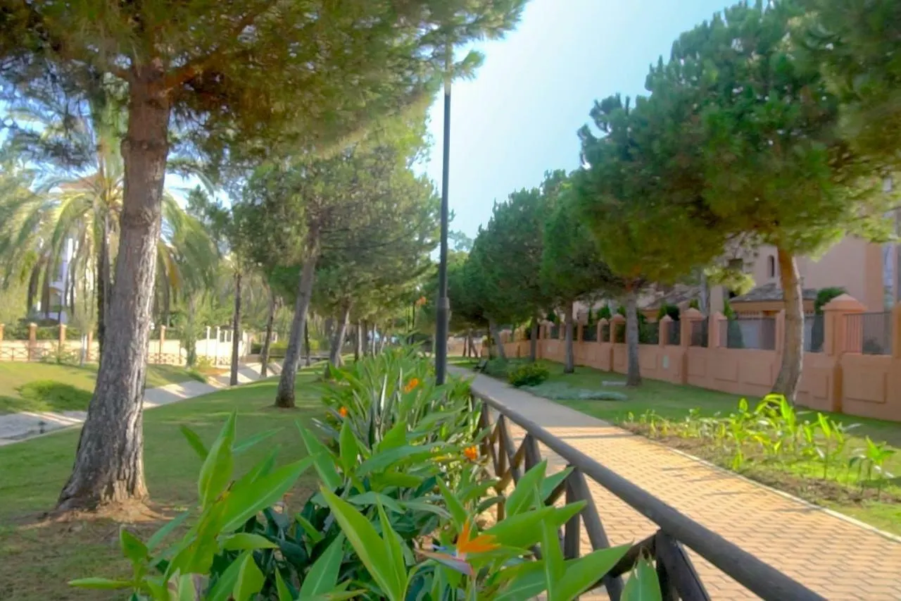 Marbella Apartment - Luxury & Spacious Next To Marriott Playa Andaluza - Private Heated Jacuzzi Estepona Spain