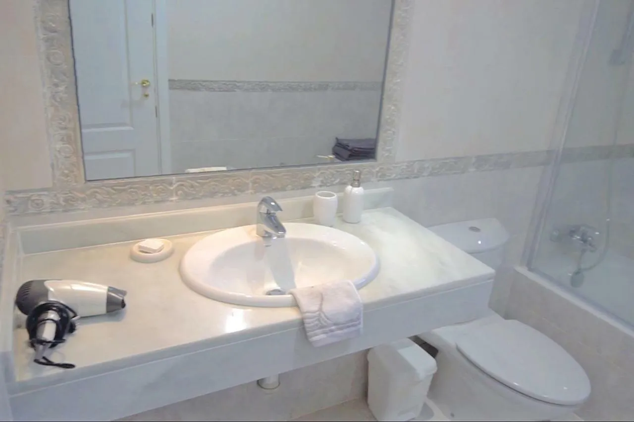 Marbella Apartment - Luxury & Spacious Next To Marriott Playa Andaluza - Private Heated Jacuzzi Estepona Spain